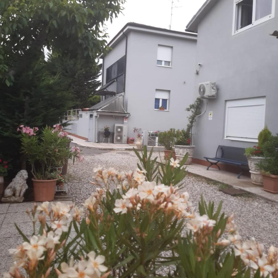 Hotel Residenza Le Dimore 2 Verona Esterno foto