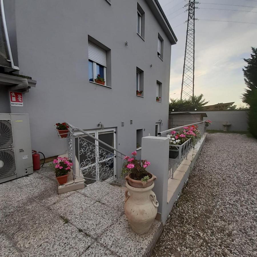 Hotel Residenza Le Dimore 2 Verona Esterno foto